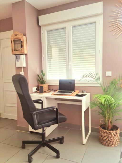 Appartcosy Emplacement Ideal Avec Terrasse & Parking Prive Nîmes Kültér fotó