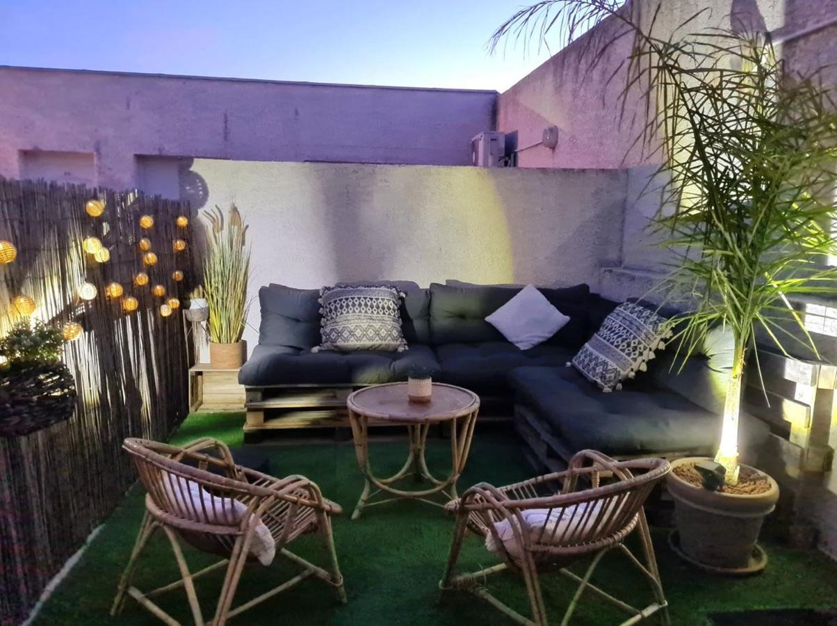 Appartcosy Emplacement Ideal Avec Terrasse & Parking Prive Nîmes Kültér fotó